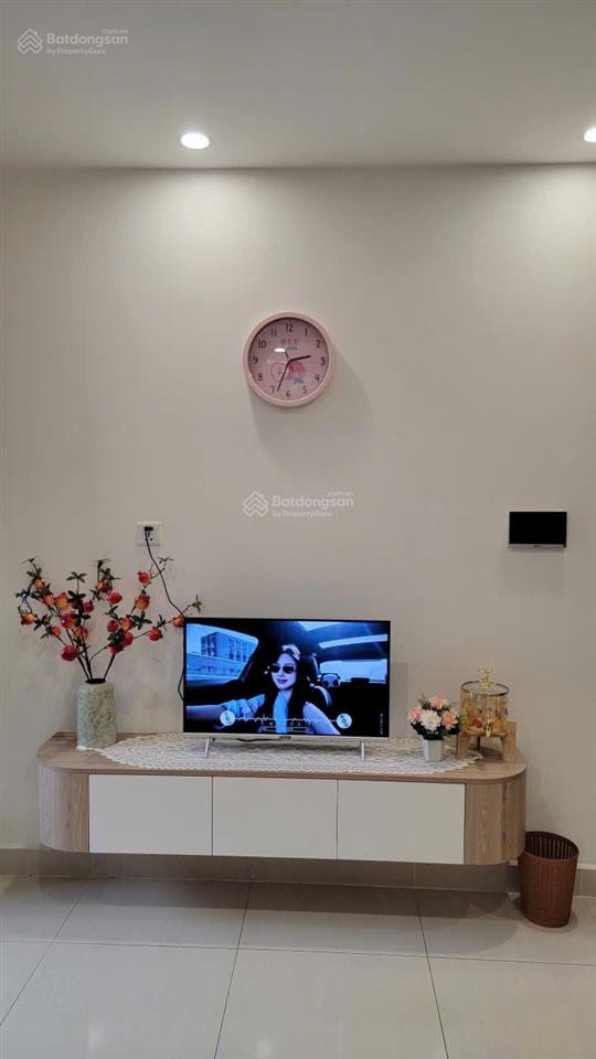 Chính chủ bán căn studio 28m² tầng 23 tòa s203 vinhomes smart tây mỗ. giá 2,1 tỷ bao phí