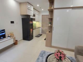 Chính chủ bán căn studio 28m2 tầng 23 tòa s203 vinhomes smart tây mỗ. giá 2.3 tỷ bao phí