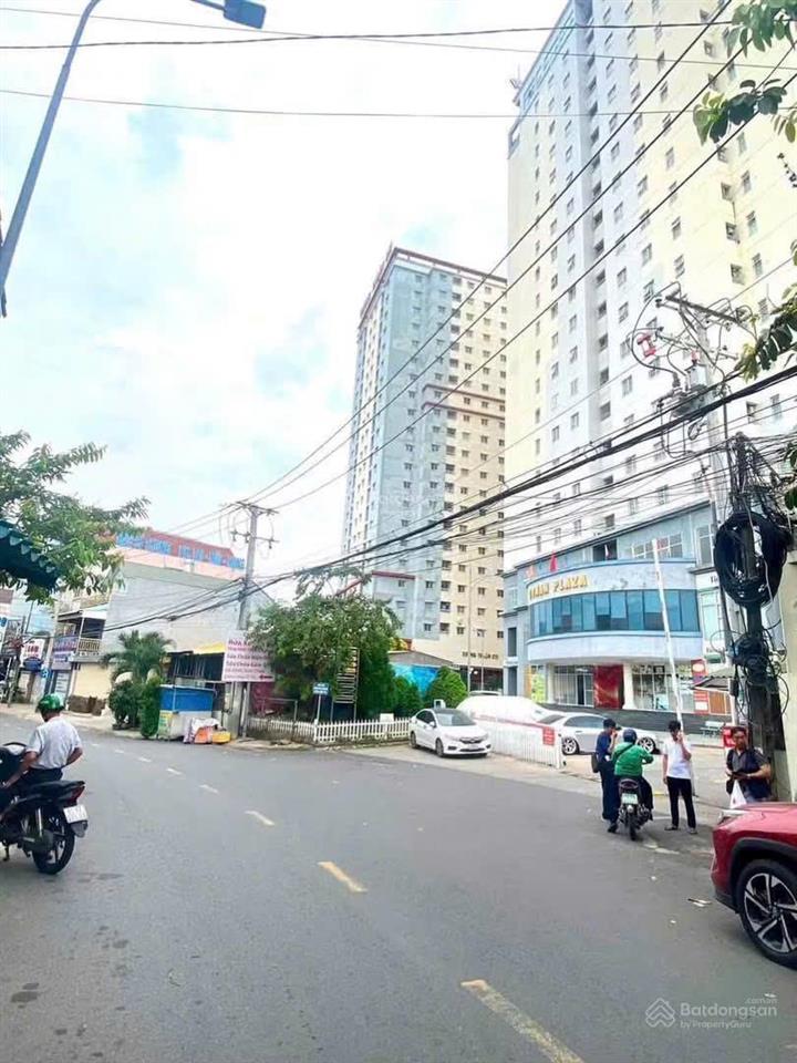 Bán lô mặt tiền kinh doanh gần hải quan đồng nai  tặng nhà  chỉ 4,5 tỷ  kinh doanh tốt