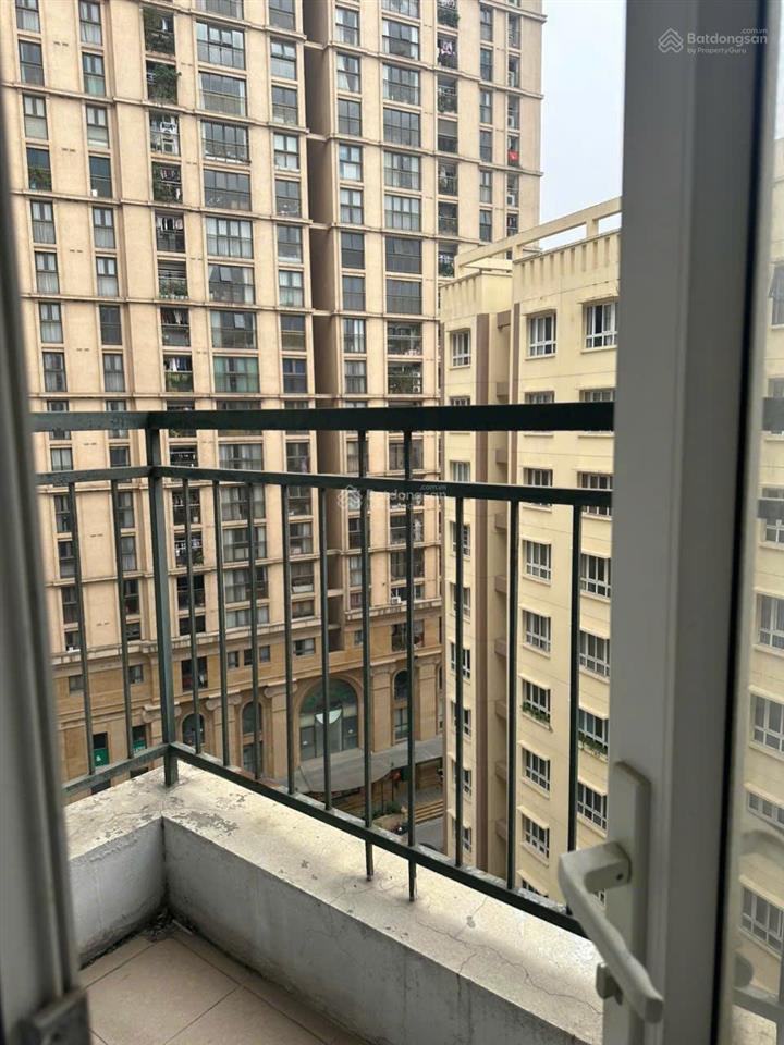 Bán căn hộ ct2a tđc hoàng cầu. 58m2. 6,3 tỷ