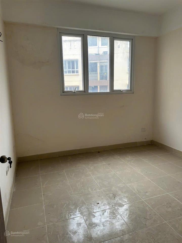 Bán căn hộ ct2a tđc hoàng cầu. 58m2. 6,3 tỷ