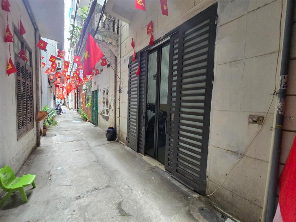 NGUYỄN KHANG -KHÔNG QUY HOẠCH- NHỈNH 9 TỈ - 50M VUÔNG VẮN THOÁNG TRƯỚC SAU.