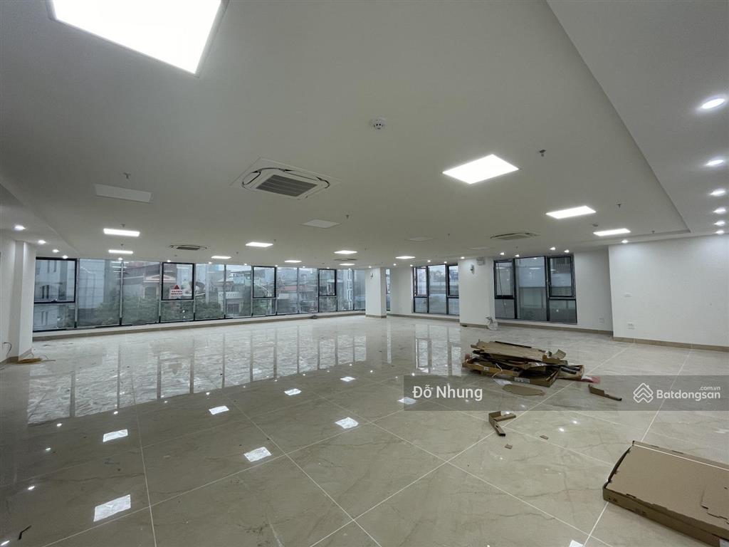 Chính chủ bán toà nhà mp vương thừa vũ  thanh xuân hà nội , giá 135 tỷ.