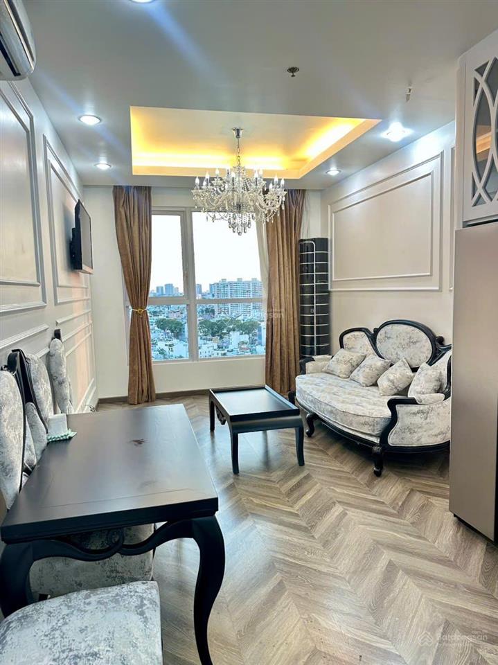 Cho thuê the prince phú nhuận  dt 72m2  2pn full nội thất 5 sao  giá tốt 25 triệu