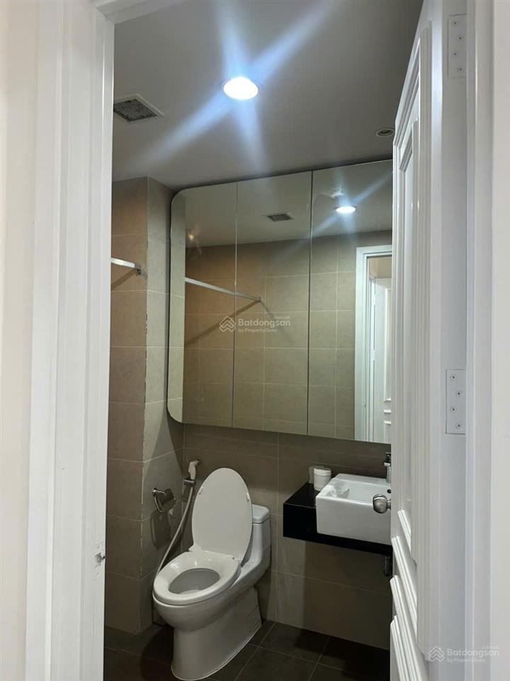 Cho thuê the prince phú nhuận  dt 72m2  2pn full nội thất 5 sao  giá tốt 25 triệu