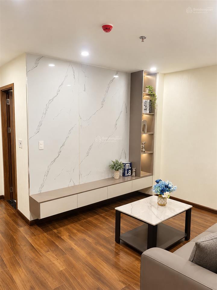 Chỉ 8,5 triệu/tháng thuê căn hộ 2pn2wc benhill view hoàng hôn đẹp, nội thất sẵn dọn vào ở ngay