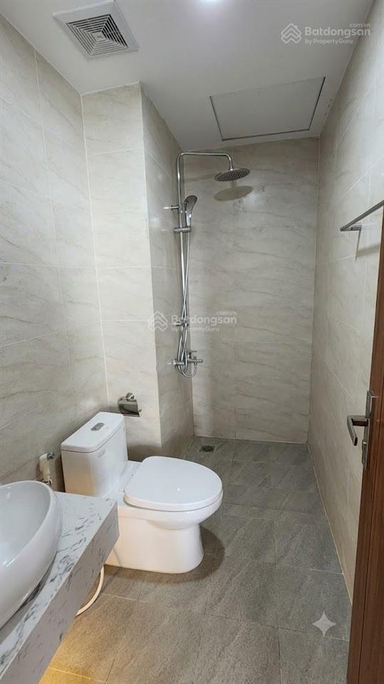 Cho thuê căn hộ b2207 3pn 2wc tầng 22 giá 13 triệu/tháng