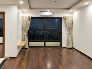 Tầng 15 view thoáng, căn góc 3pn thuê ngay benhill với 10,5 triệu/tháng