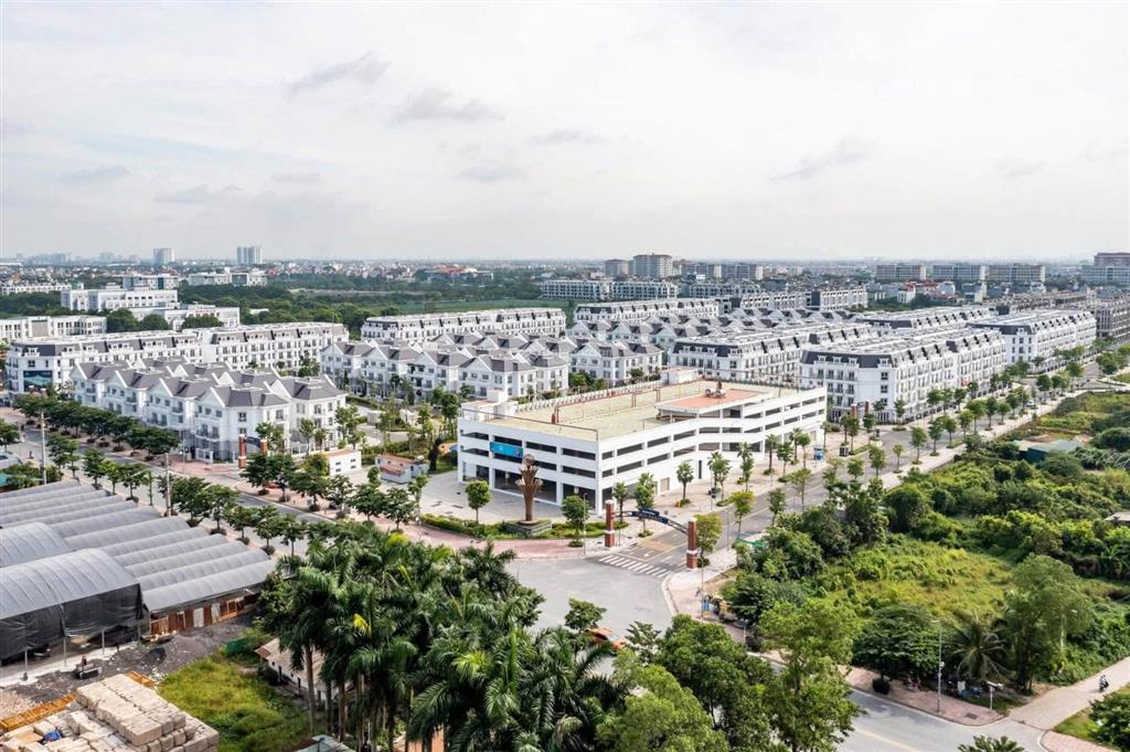Siêu phẩm biệt thự song lập lộc vừng 28 euro gia lâm  đối diện trường học & ttm, sổ đỏ chính chủ!