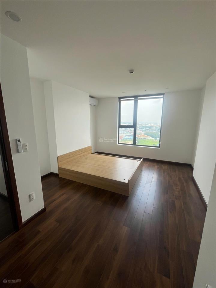 Cho thuê căn hộ góc 3pn benhill thuận giao 2 ban công, full nội thất