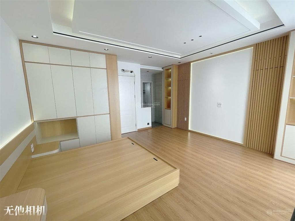 Bán nhà mới 5 tầng thang máy trung tâm hai bà trưng ngõ ô tô vừa ở vừa kinh doanh đẳng cấp