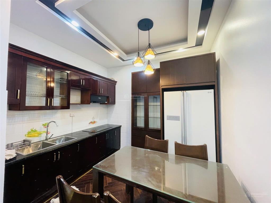 Bán nhà trung phụng đống đa 4 tầng nhà đẹp ở ngay ngõ thông kinh doanh cực đỉnh nhỉnh hơn 5 tỷ