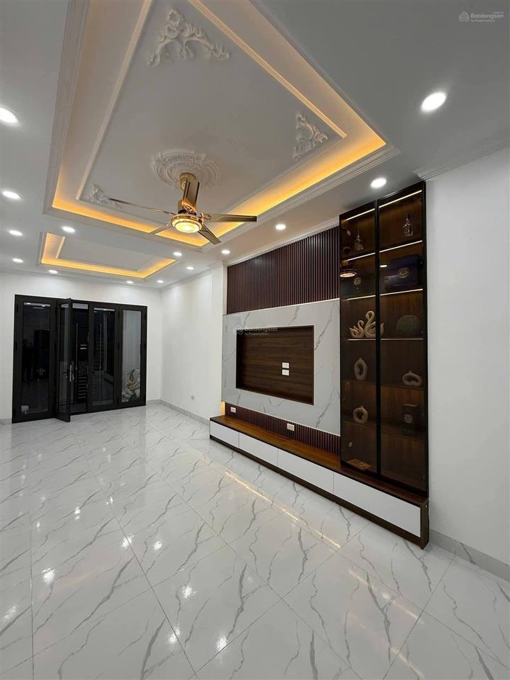 Bán nhà phố hào nam ô chợ dừa nhà đẹp dân xây thang máy 2 thoáng trung tâm đống đa, nhỉnh 12 tỷ