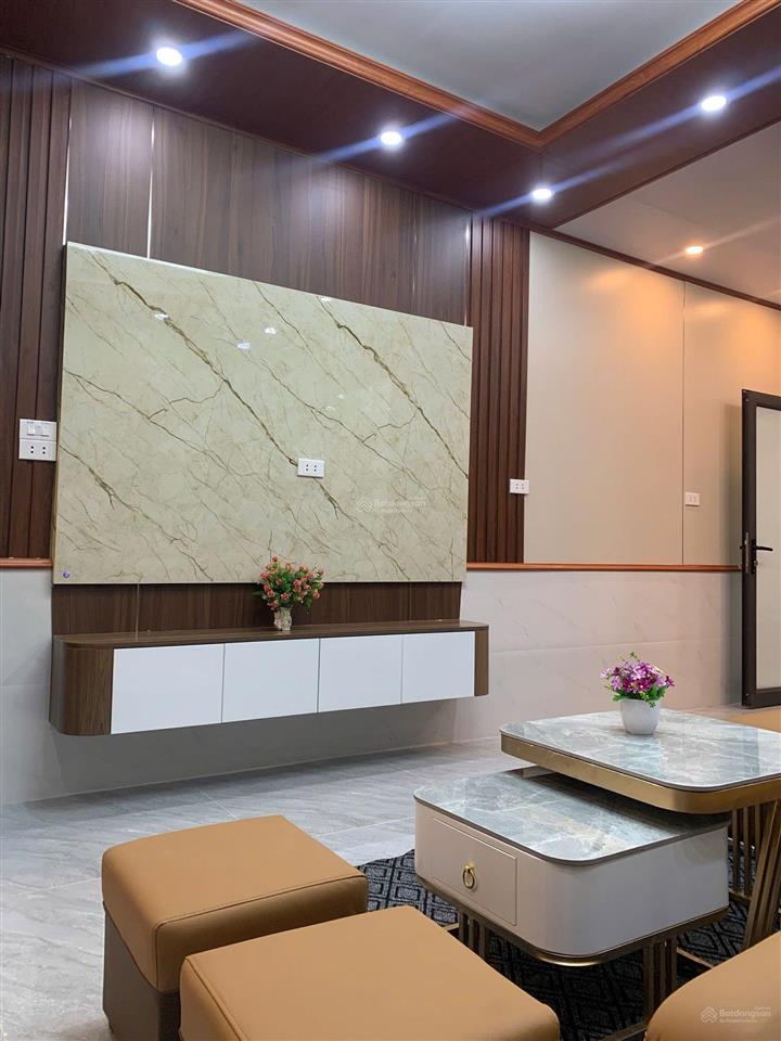 Tôi bán nhà phố nguyễn trãi khương trung 6t nhà đẹp ở ngay trung tâm thanh xuân gần ô tô hơn 15 tỷ