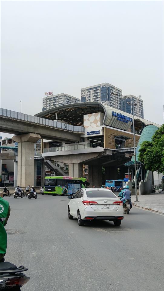 Tôi bán nhà phố nguyễn trãi  cự lộc 5t thang máy nhà đẹp dân xây ở ngay trung tâm thanh xuân