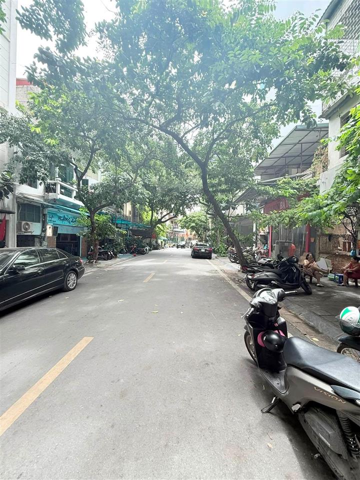 Tôi bán nhà phố tôn thất tùng  trường chinh 5t nhà đẹp ở ngay kinh doanh nhỉnh chỉ hơn 7 tỷ