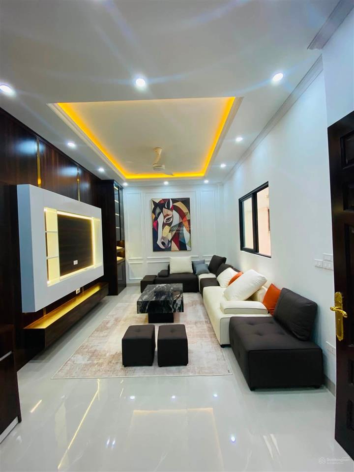 Tôi bán nhà phố trung phụng  xã đàn nhà đẹp dân xây 5t ở ngay gần ô tô kinh doanh nhỉnh hơn 7 tỷ