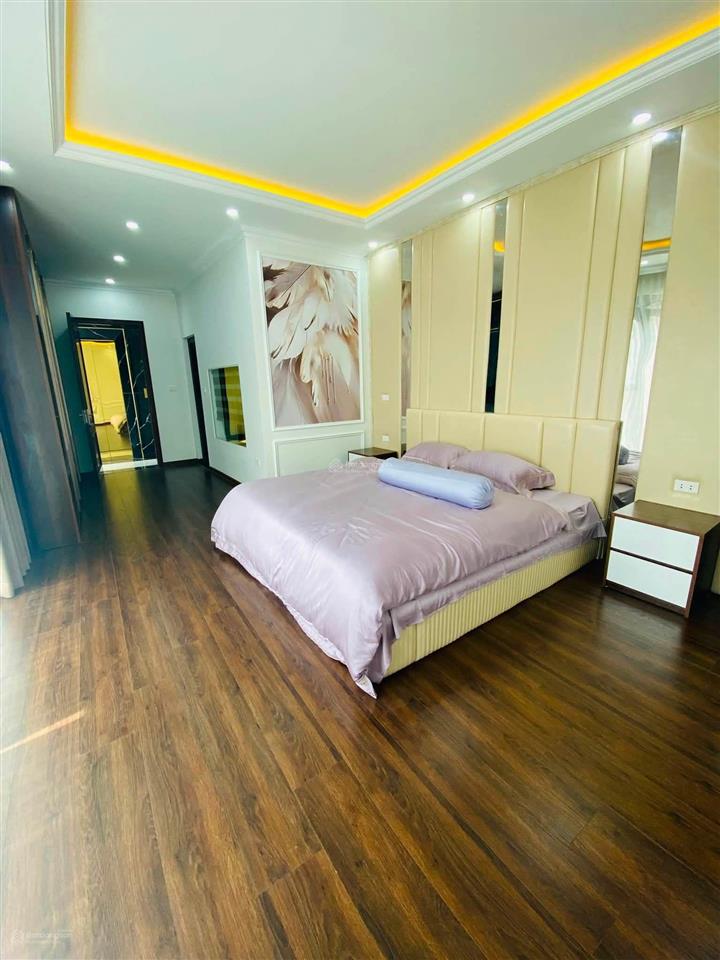 Tôi bán nhà phố trung phụng  xã đàn nhà đẹp dân xây 5t ở ngay gần ô tô kinh doanh nhỉnh hơn 7 tỷ