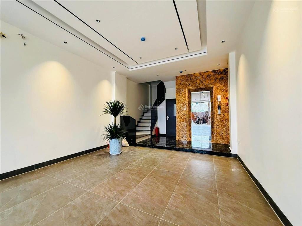 Tôi cần bán nhà phố lê duẩn  hồ linh quang 7t thang máy nhà đẹp ở ngay kinh doanh đỉnh hơn 14 tỷ.