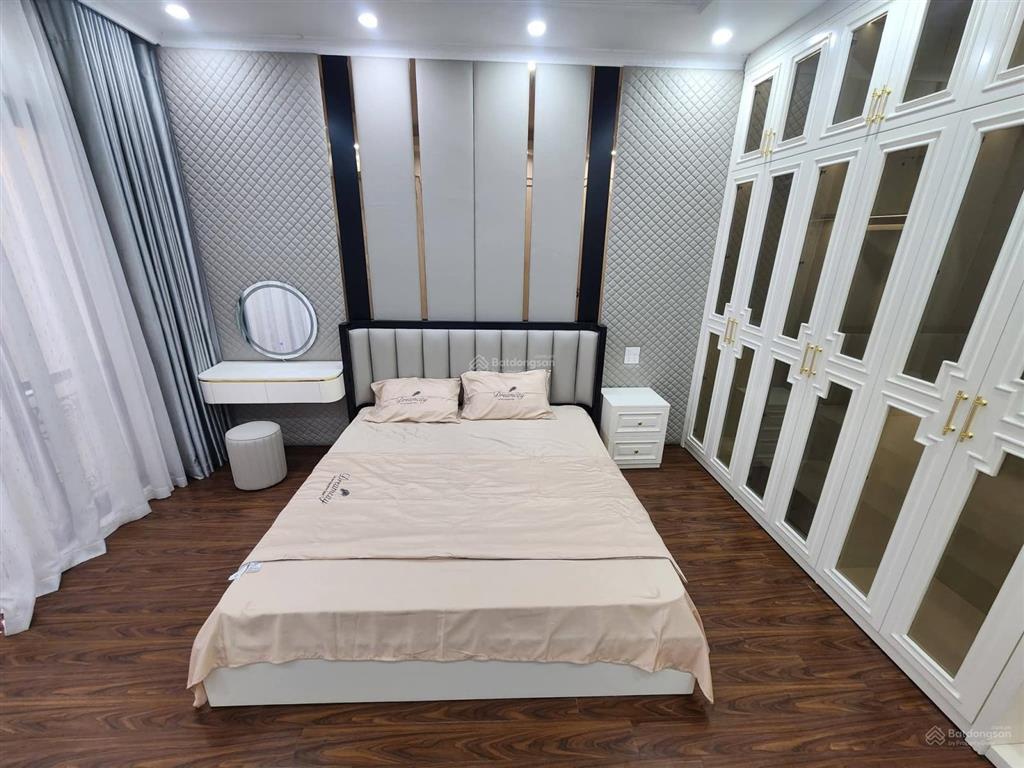 Tôi cần bán nhà phố nguyễn trãi giáp nhất thanh xuân 5t nhà đẹp ở ngay ô tô kinh doanh nhỉnh 10 tỷ