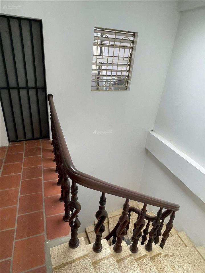 Tôi cần bán nhà phố triều khúc  tân triều thanh xuân 4t nhà đẹp ở ngay gần ô tô nhỉnh hơn 10 tỷ