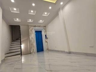Tôi bán nhà phố hồ văn chương  khâm thiên gần ô tô 6t thang máy nhà đẹp ở ngay nhỉnh hơn 8 tỷ