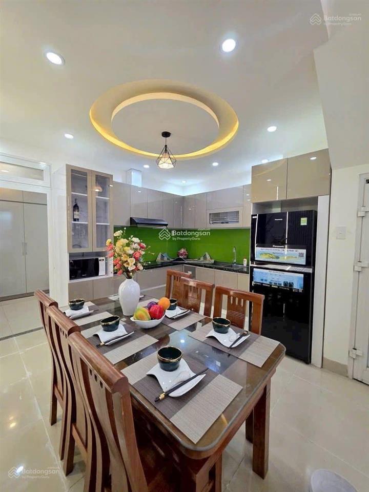 Tôi bán nhà phố hồ văn chương  khâm thiên gần ô tô 6t thang máy nhà đẹp ở ngay nhỉnh hơn 8 tỷ