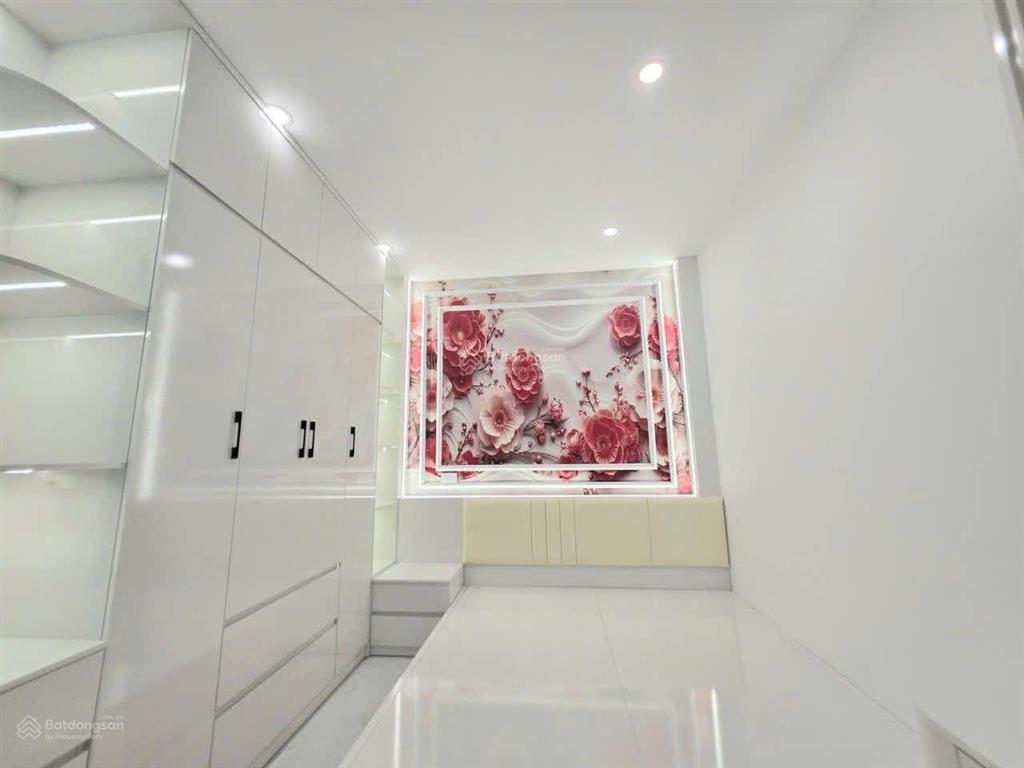 Bán nhà phố tây sơn  thịnh quang, đống đa, 5t nhà đẹp ở ngay, ô tô kinh doanh đỉnh, nhỉnh hơn 7 tỷ