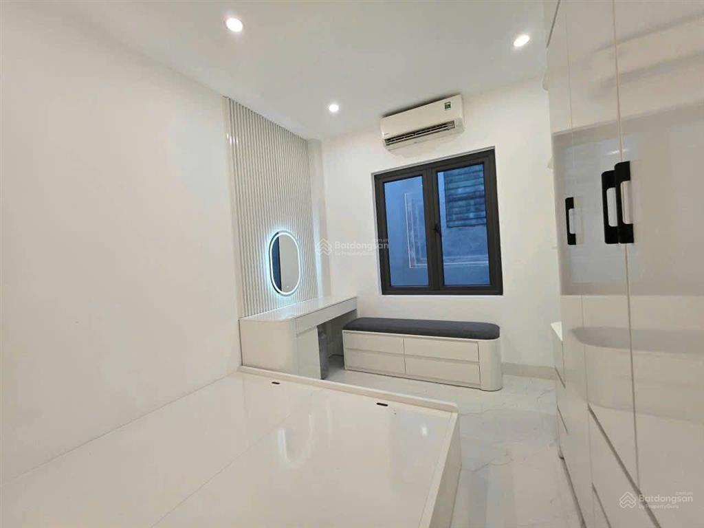 Bán nhà phố tây sơn  thịnh quang, đống đa, 5t nhà đẹp ở ngay, ô tô kinh doanh đỉnh, nhỉnh hơn 7 tỷ