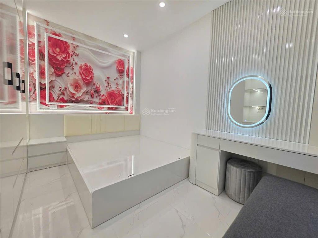 Bán nhà phố tây sơn  thịnh quang, đống đa, 5t nhà đẹp ở ngay, ô tô kinh doanh đỉnh, nhỉnh hơn 7 tỷ