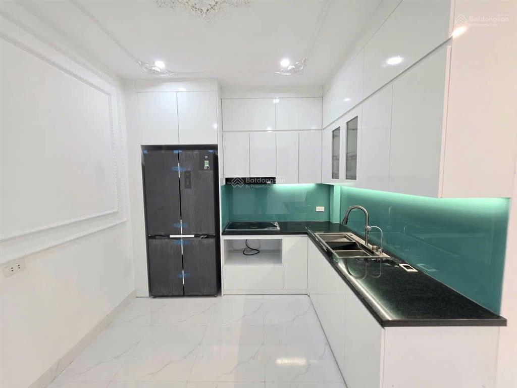 Bán nhà phố tây sơn  thịnh quang, đống đa, 5t nhà đẹp ở ngay, ô tô kinh doanh đỉnh, nhỉnh hơn 7 tỷ