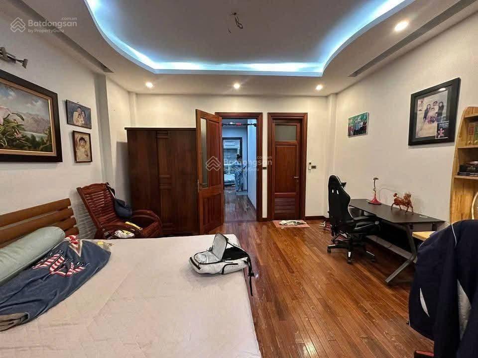 Tôi chính chủ cần bán nhà mặt phố nguyễn viết xuân, kinh doanh tốt, đang cho thuê 25 triệu/tháng