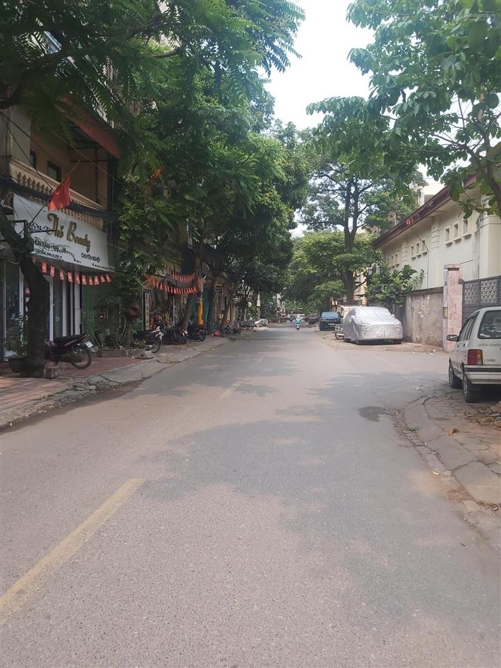 Tôi chính chủ cần bán nhà mặt phố nguyễn viết xuân, kinh doanh tốt, đang cho thuê 25 triệu/tháng