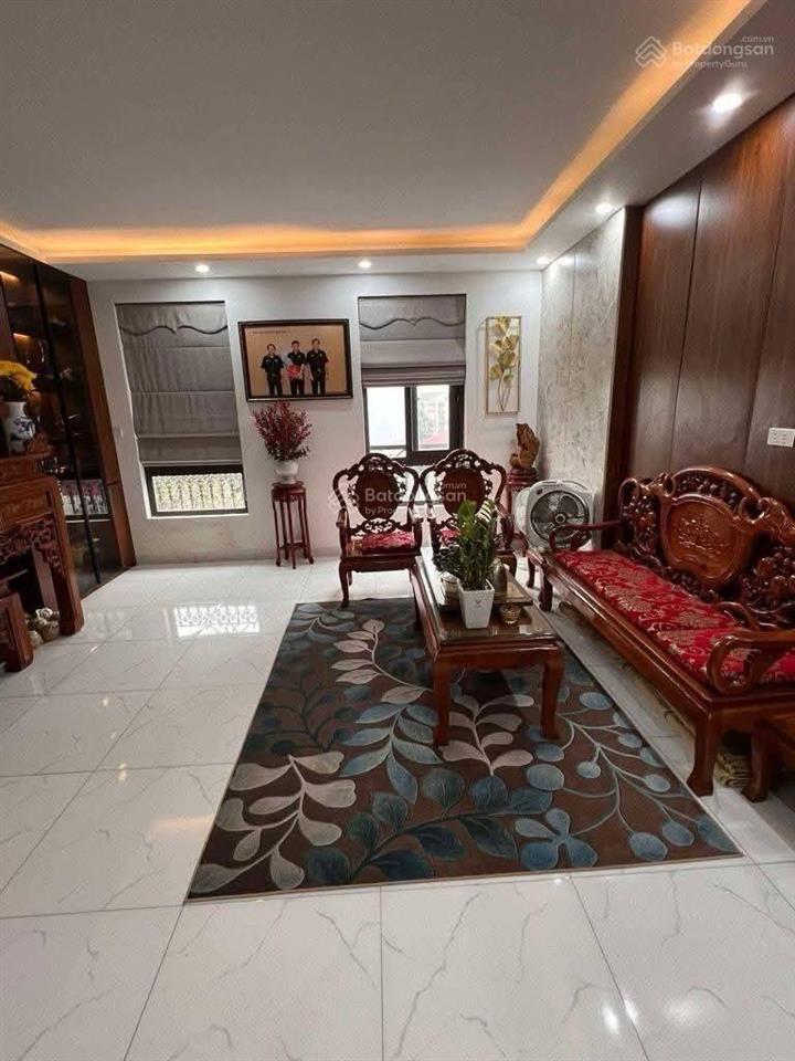 Nhà văn quán mặt phố 5 tầng 75m mặt tiền 5m đường oto kinh doanh 18 tỷ 300