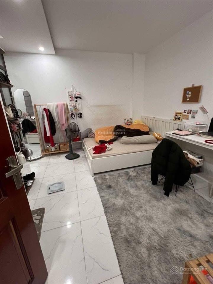 Nhà văn quán mặt phố 5 tầng 75m mặt tiền 5m đường oto kinh doanh 18 tỷ 300