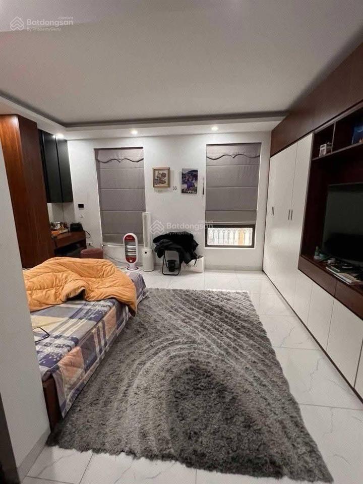 Nhà văn quán mặt phố 5 tầng 75m mặt tiền 5m đường oto kinh doanh 18 tỷ 300
