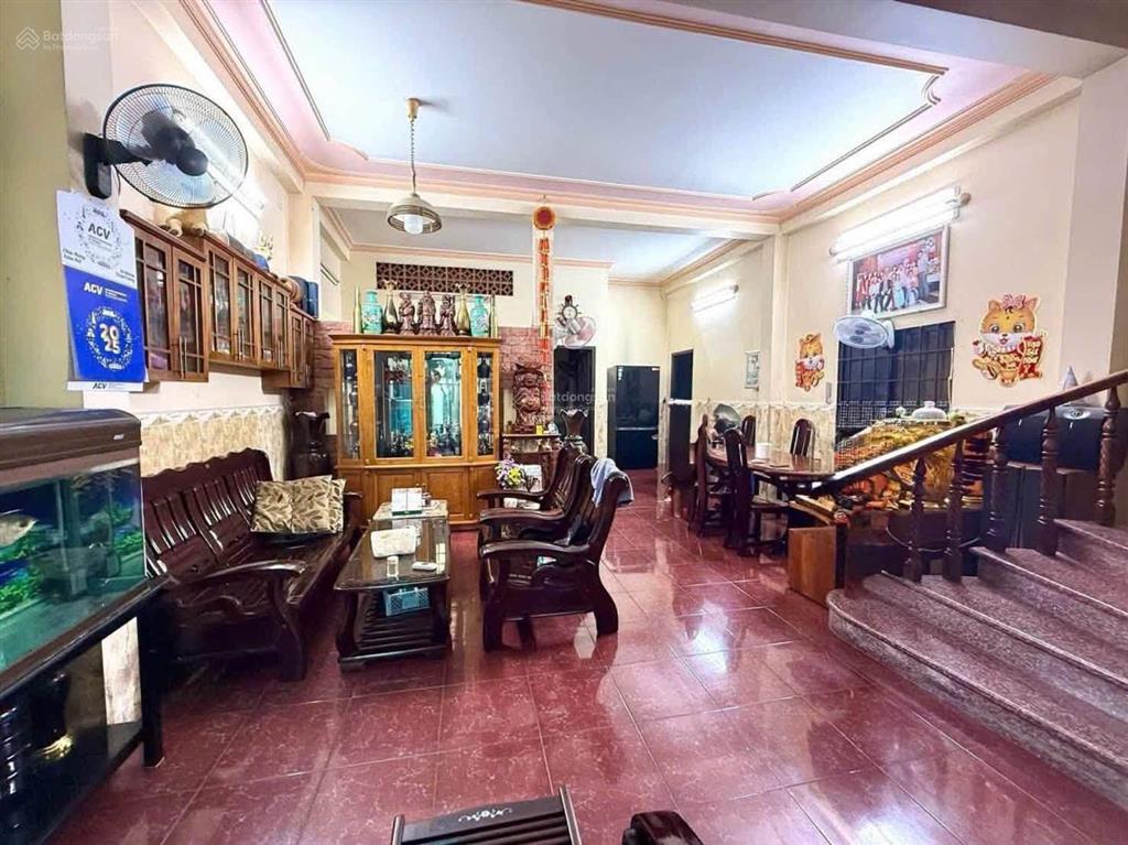 Bán nhà văn quán đường ô tô, 4 tầng 65m² mặt tiền 4,5m kinh doanh tốt, giá 15tỷ2