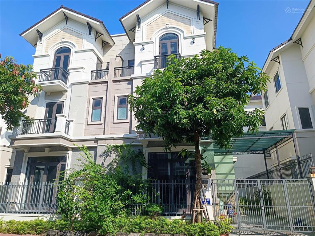 Chính chủ gửi bán căn biệt thự 135m2 , tại vsip từ sơn , bắc ninh , giá tốt 0835 948 ***