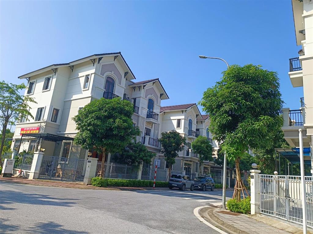 Em thuỷ bán biệt thự 135m2 giá tốt nhất thị trường