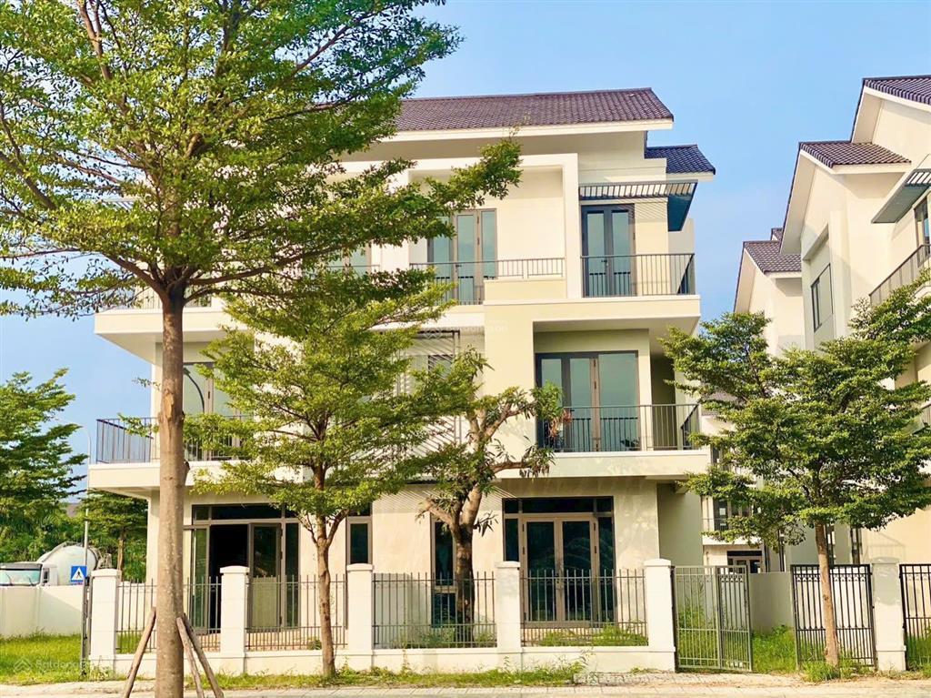 Em thuỷ bán nhà biệt thự centa riverside, 12 tỷ vnd, 180m2, đẹp,giá tốt nhất thị trường