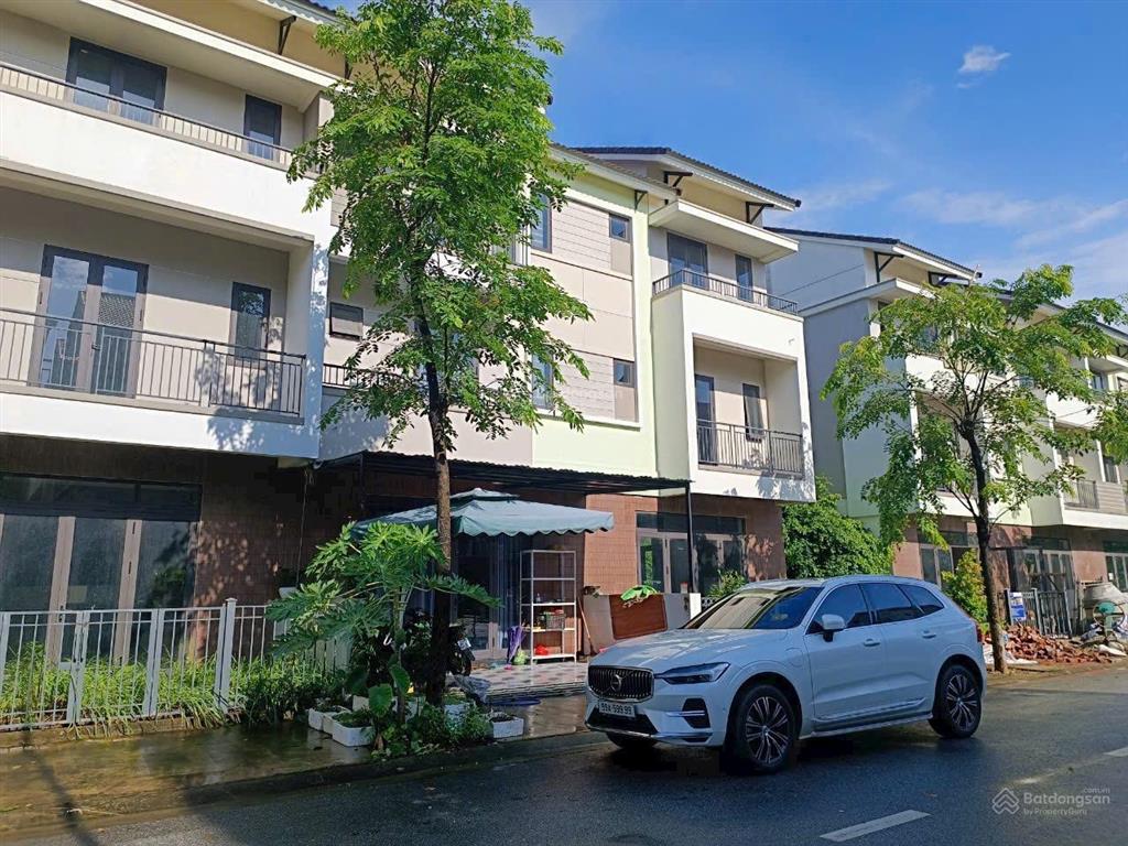 Shophou 90m2 wieu sông hướng tây , tại centa city vsip bắc ninh