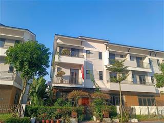 Hàng ngộp bán giá tốt hơn thị trường shophou 100m2 tại centa riverside từ sơn , bắc ninh