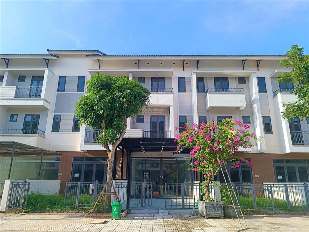 Chính chủ cần bán căn shophouse 100m² giá tốt 0835 948 ***