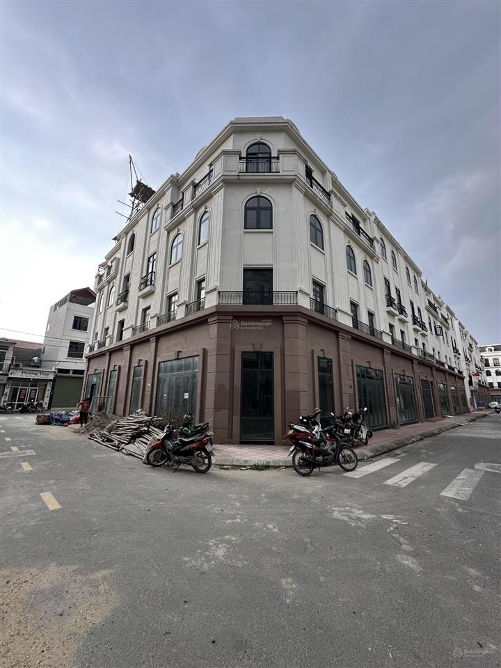 Chính chủ bán 64m2 lô góc đấu giá sơn đồng center mt 16m đường 12m