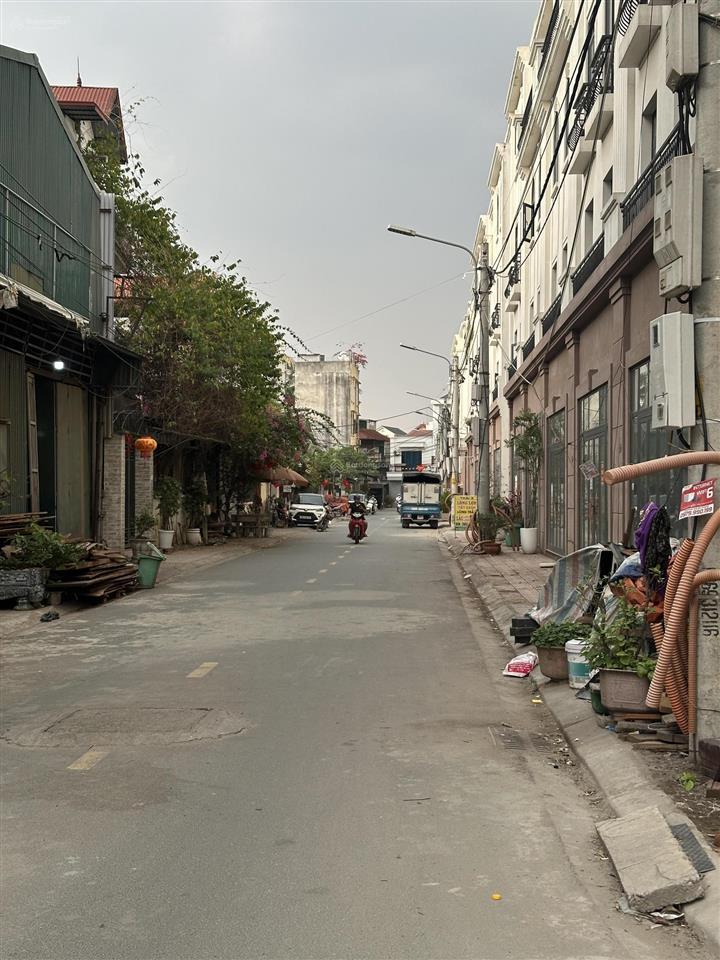 Chính chủ bán 64m2 lô góc đấu giá sơn đồng center mt 16m đường 12m