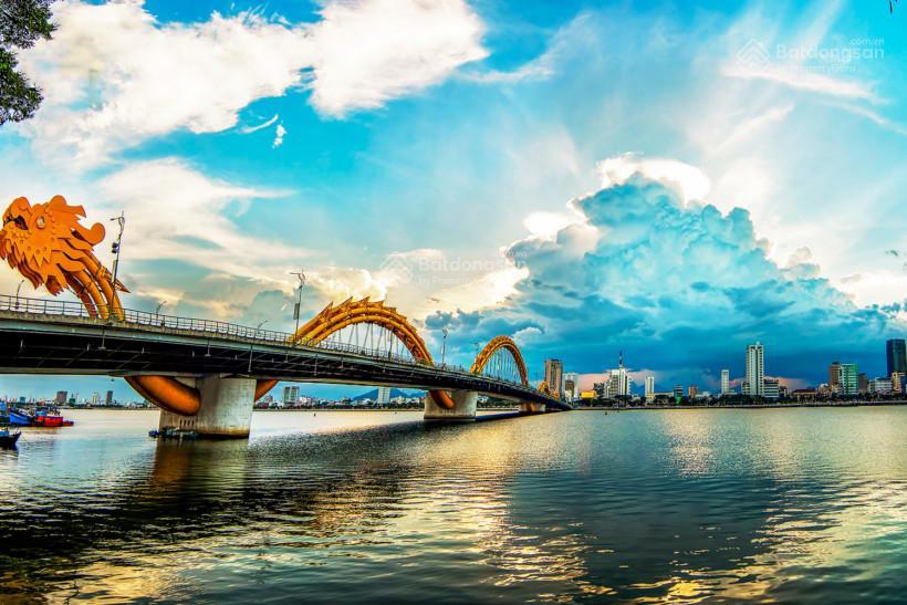 Văn phòng cho thuê mặt tiền đường nguyễn văn linh  giá tốt