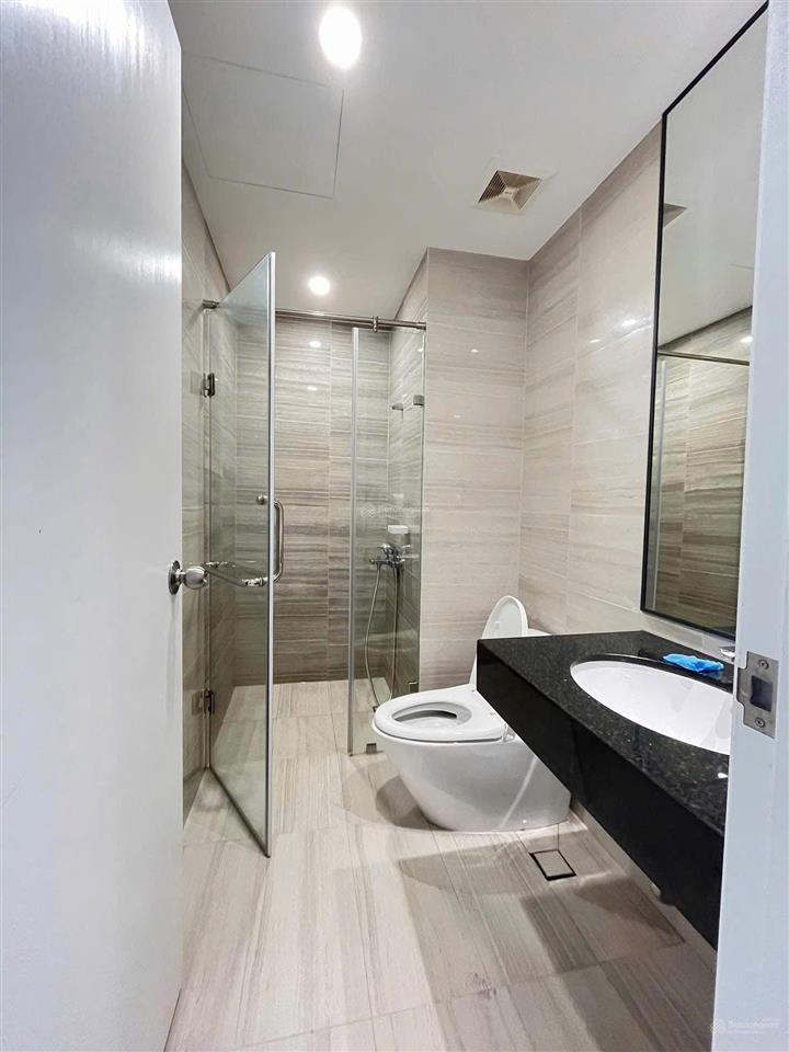 Bán cc the emerald golf view, 3,05 tỷ, 72m2, view đẹp, tiện ích đầy đủ