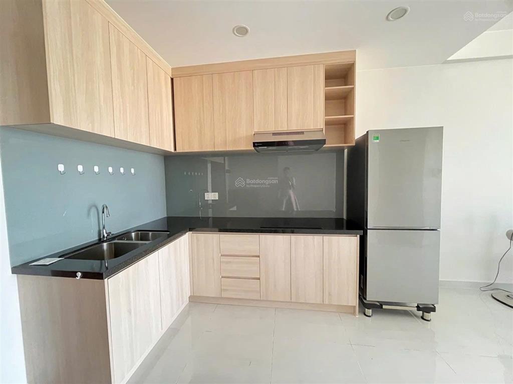 Bán cc the emerald golf view, 3,05 tỷ, 72m2, view đẹp, tiện ích đầy đủ