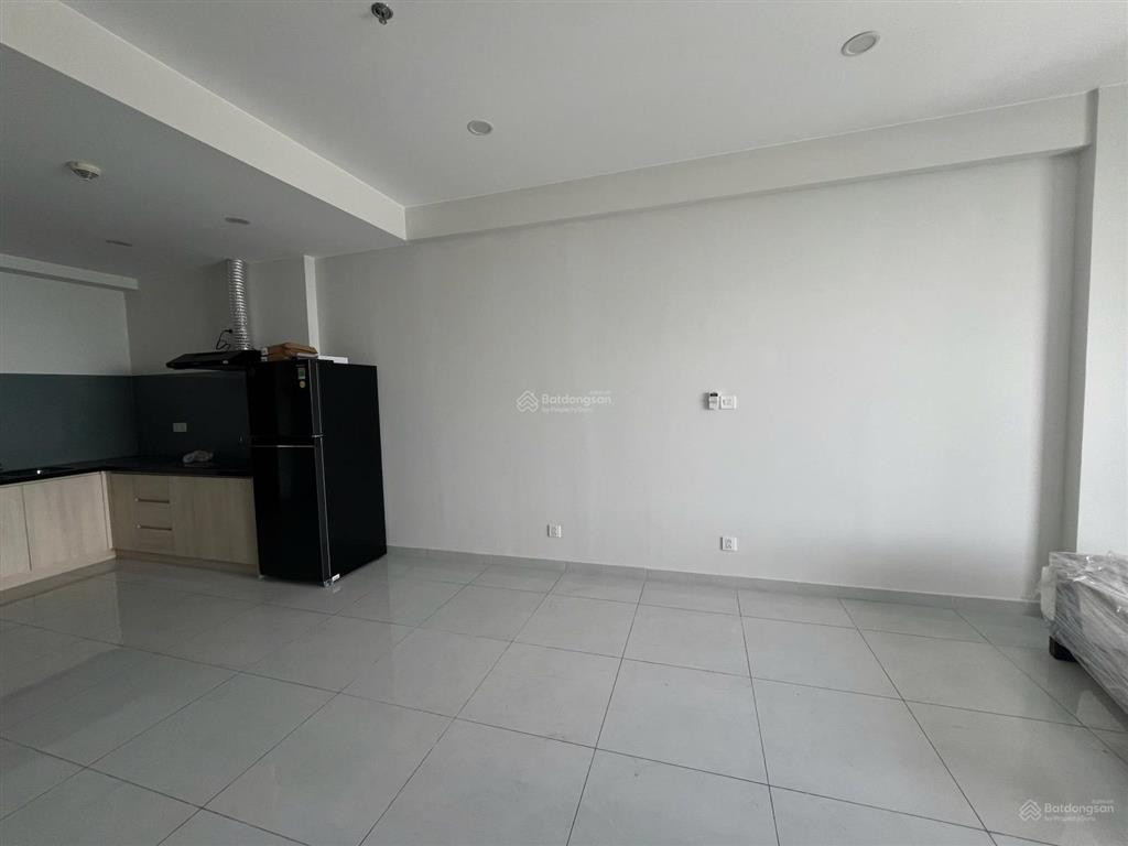 Cho thuê cc đẹp tại the emerald golf view, 7 triệu, 70m2, 2pn, 2wc, nhiều tiện ích