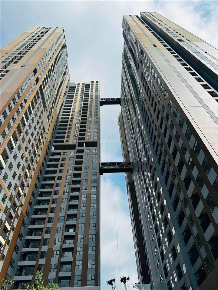 Cho thuê cc a&t sky garden, giá tốt 6,5 triệu, 73,5m2, 2pn, 2wc, bình dương có máy lạnh mới